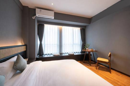 OW民宿(晚报大道店)