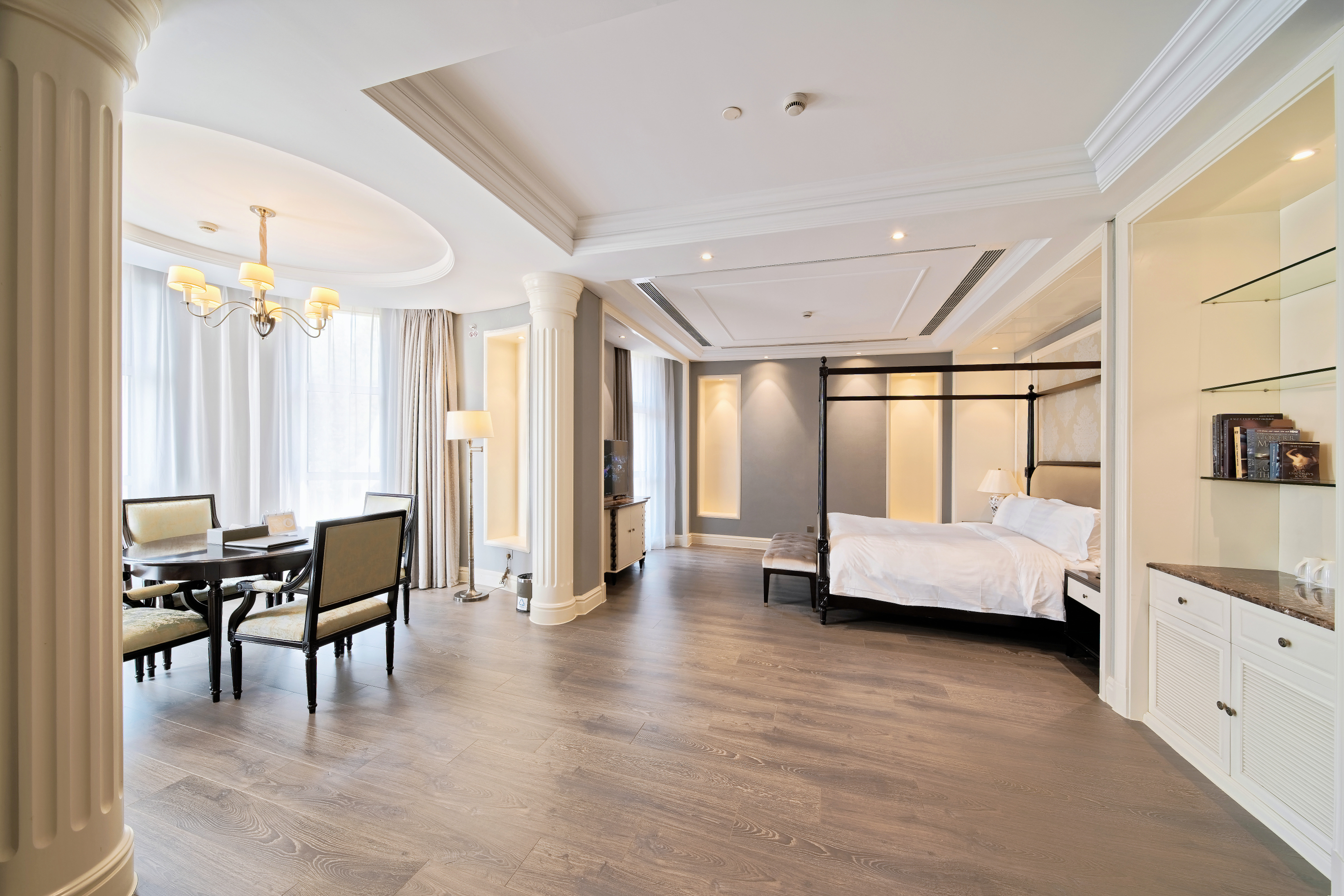 Yinrun Jinjiang Castle HotelOver view