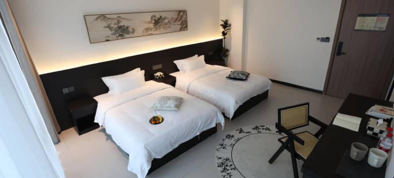 雨禾酒店YHE·Hotel(重庆铜梁吾悦广场宝莲国际都会店)图片