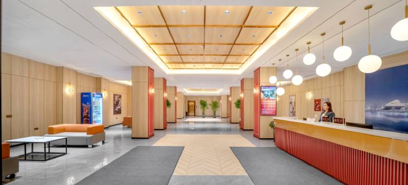 白金汉假日酒店(会展中心店)图片