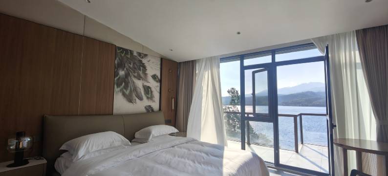 陇川南宛湖度假民宿图片