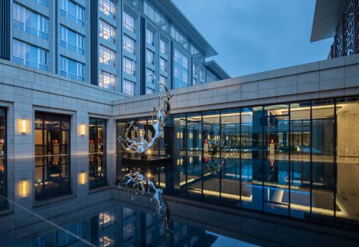 丰城鼎昇格兰云天大酒店外景图