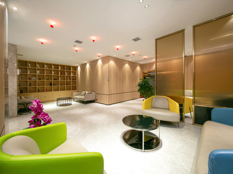 五月阳光酒店(金钟大雁城店)