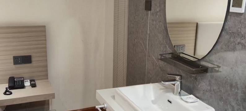 前门观旗宾馆(北京前门地铁站店)图片