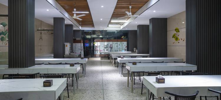 桂银酒店(阳朔宋城千古情景区店)图片