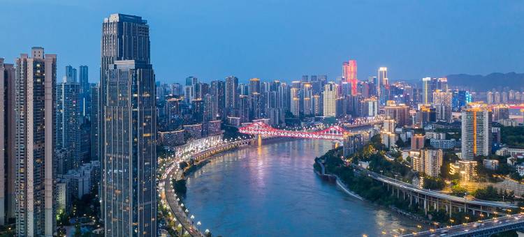 欧辰高空江景酒店(重庆观音桥北滨一路店)图片