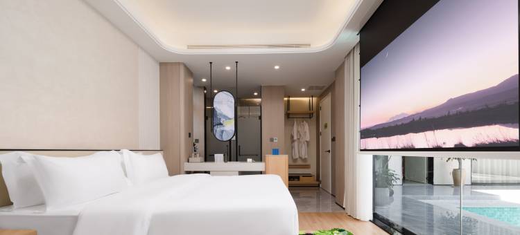 纯一HOTEL(三亚亚龙湾店)图片