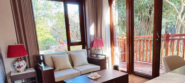 宁国世界木屋村花美时酒店图片