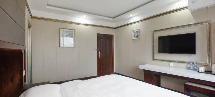 欧典商务酒店(遂宁高铁站店)图片