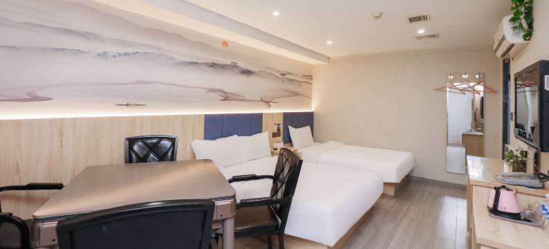 清风酒店(南京火车站迈皋桥地铁站店)图片