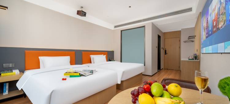 云朵智选酒店(中山路步行街芜湖高铁站店)图片