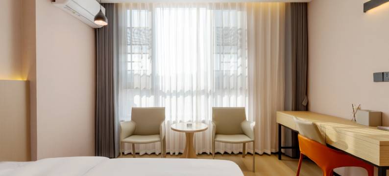 百里杜鹃云上花海酒店图片