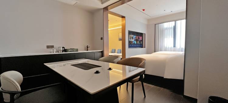 Z·睿品美居酒店(绥德石魂广场店)图片