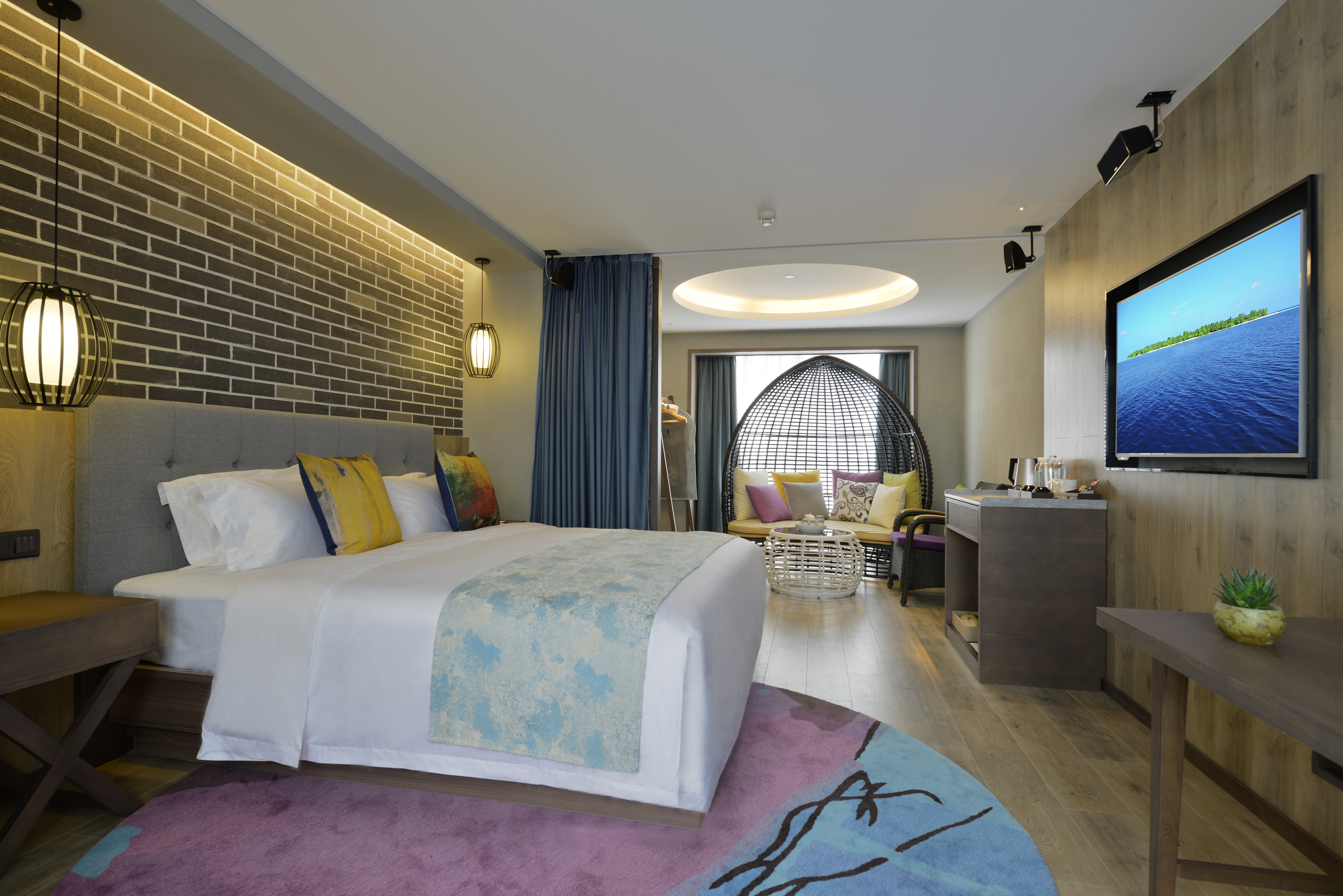 MEHOOD ELEGANT Hotel (Xi'an Bell and Drum Tower Huimin Street Branch)Over view