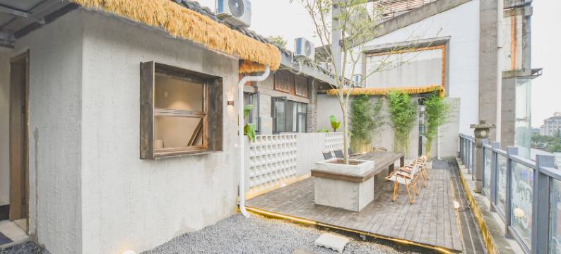 小城·几何民宿(都江堰景区南桥店)图片