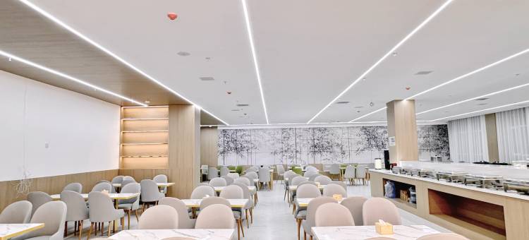 万嘉酒店(珲春新西市场海鲜街店)图片
