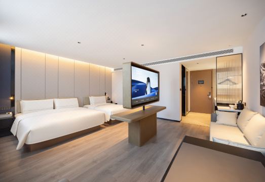 Dandong Wanda Plaza An Dong Old Street Atour Hotel Hotel Overview