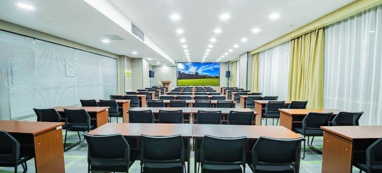 额敏和旺酒店图片