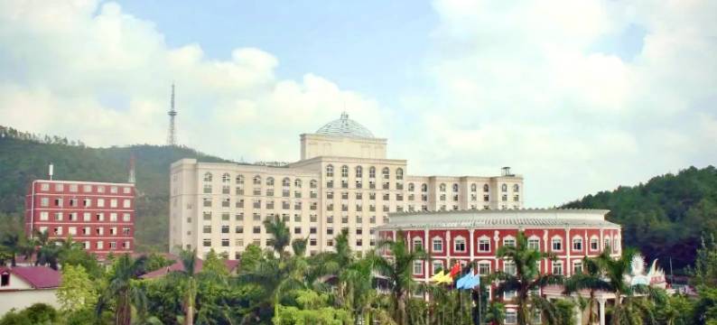 廉江丽波酒店(廉江樱花公园店)图片