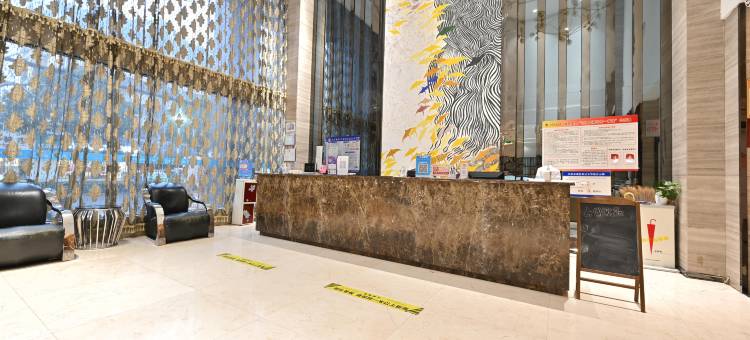 尚爵假日酒店(太和健康中路体育场店)图片