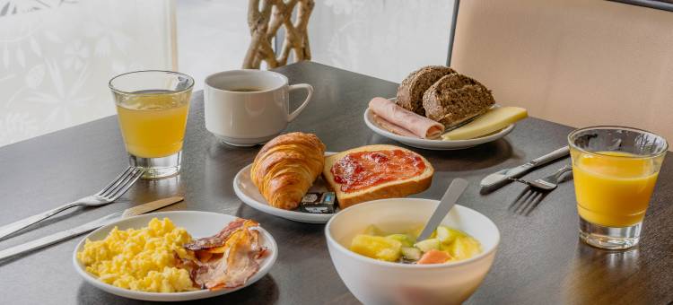 B＆B酒店 加来欧洲城终端4星级(B&B Hotel Calais Terminal Cité Europe 4 étoiles)图片