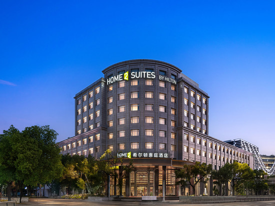 上海虹桥机场漕河泾希尔顿惠庭酒店