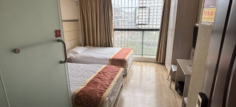 通江宏昶宾馆图片