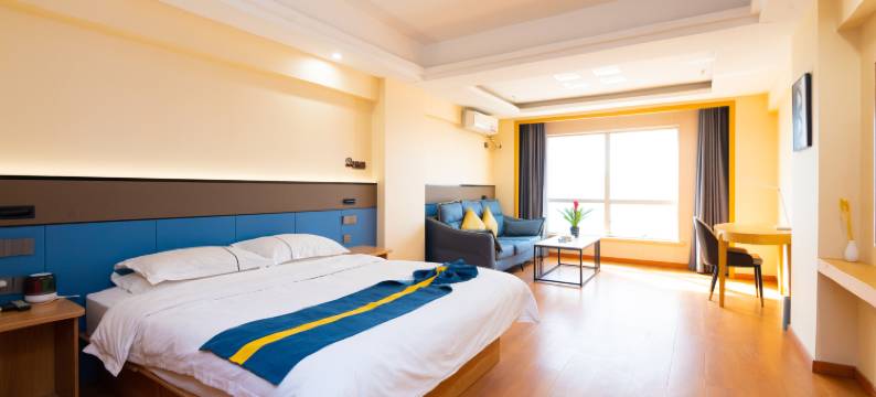 新乡云朵酒店(火车站胖东来店)图片