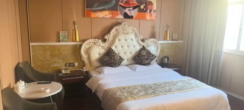 立天酒店(池州市贵池区牛头山镇店)图片