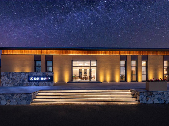 乌兰布统长调栖所度假酒店