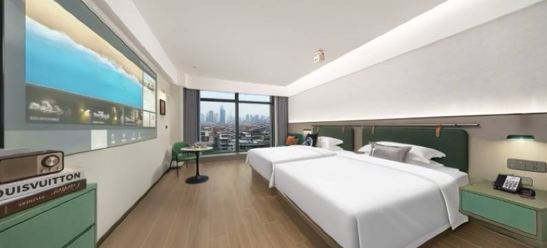 铂豪云枫酒店(镁好广场店)图片