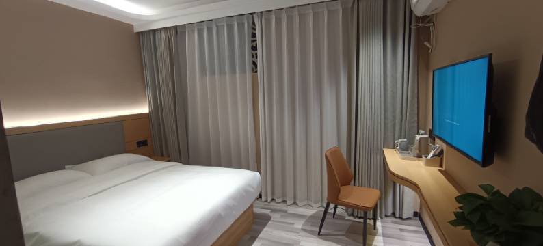 紫庭精品酒店(汉阳客运站地铁站店)图片