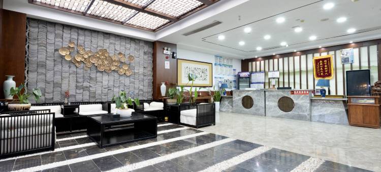 颐港酒店(临泉腾辉国际城沣泽悦城购物中心店)图片