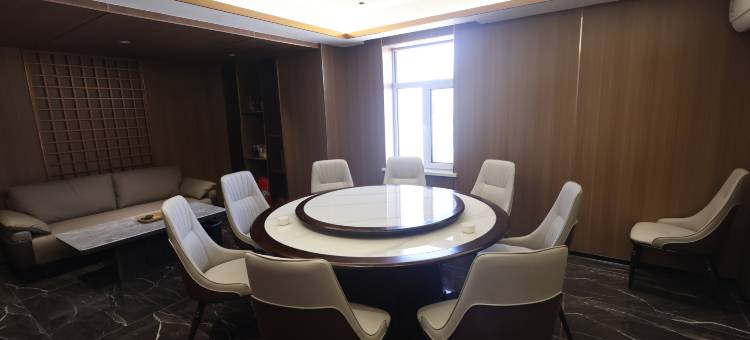 和悦酒店(鄂托克前旗上海庙镇店)图片