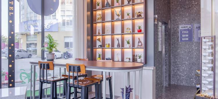 轻住·悦享酒店(宿迁泗洪商贸广场店)图片