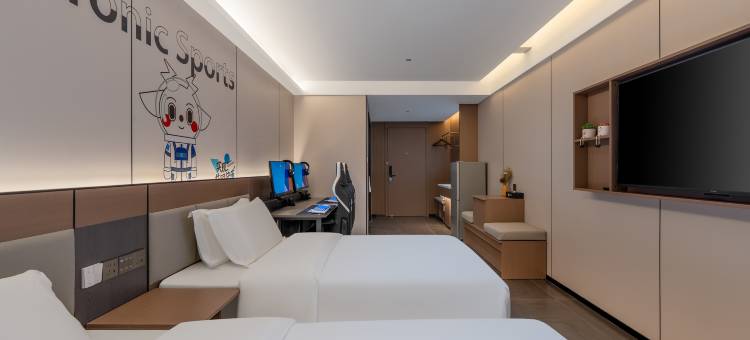 IDJ爱电竞酒店(青岛栈桥火车站金茂湾店)图片