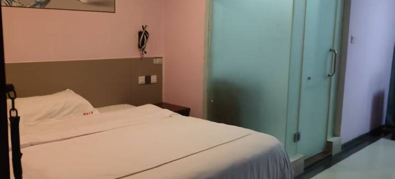 于都锦鸿公寓图片