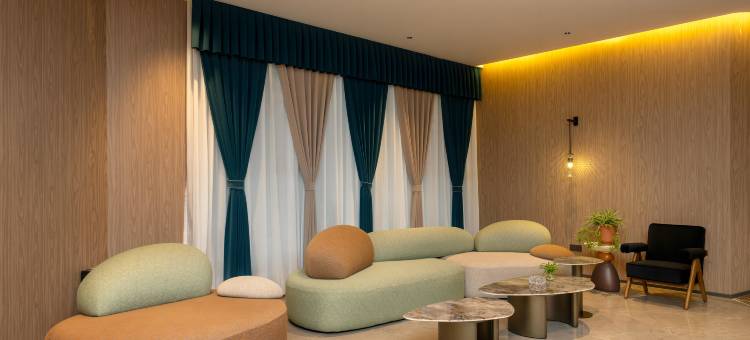 欢途精品酒店(习水希望城时代广场店)图片