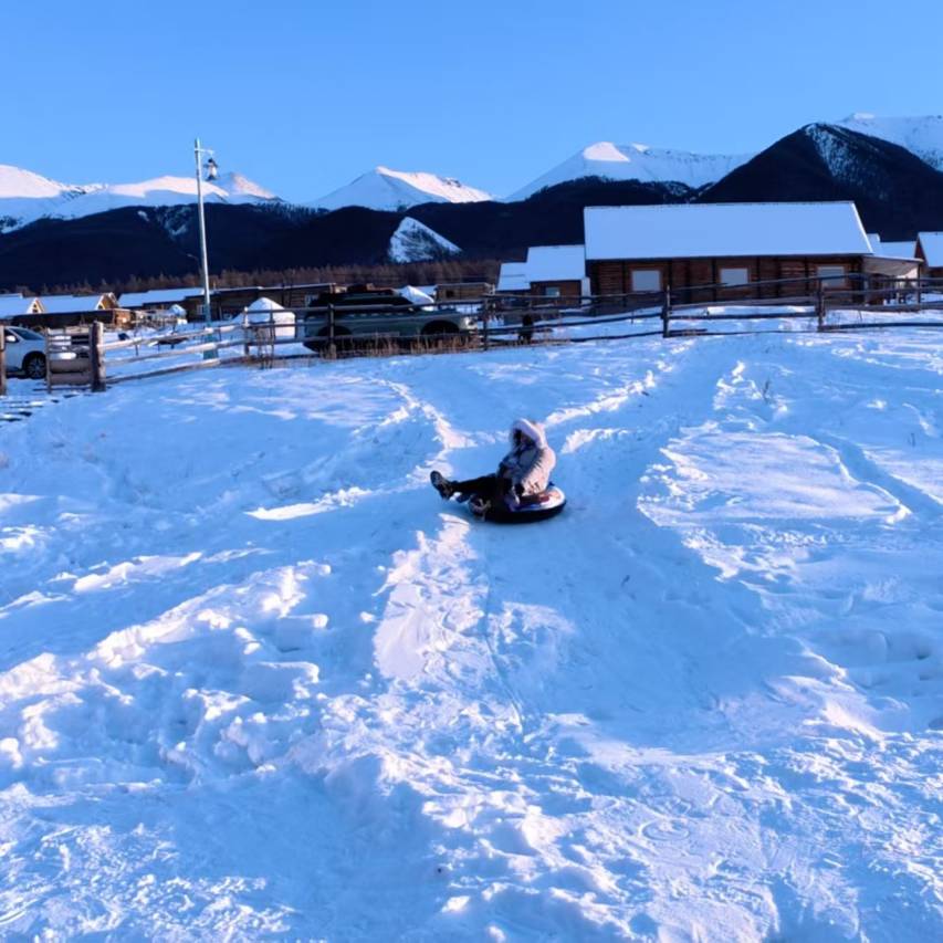 塔尔民宿(白哈巴店)图片