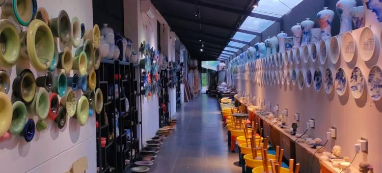 多胜艺术酒店图片