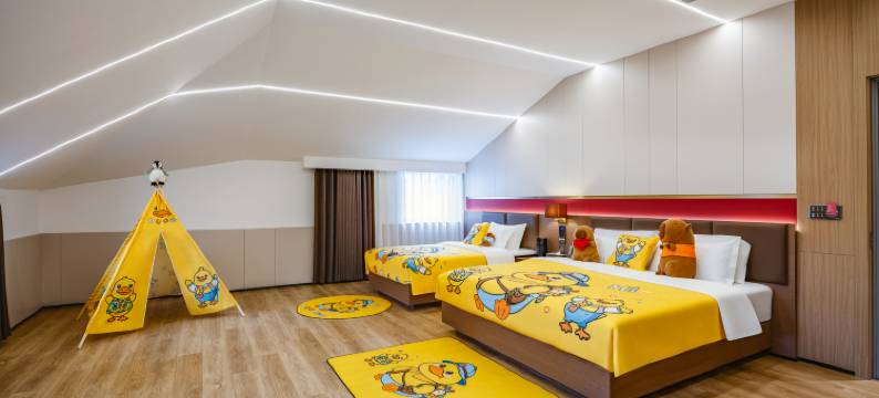 丽呈花盛酒店(哈尔滨中央大街防洪纪念塔店)图片