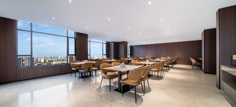 辉县华隆丽都风尚酒店(时代广场店)图片