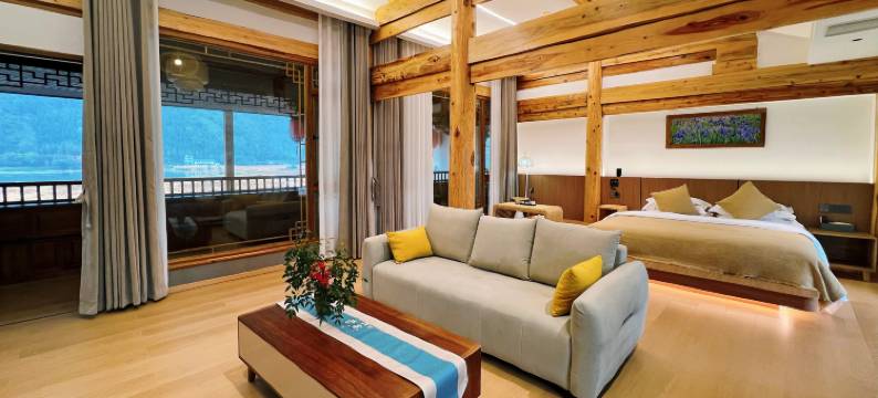 腾冲北海湿地良德海畔温泉民宿图片