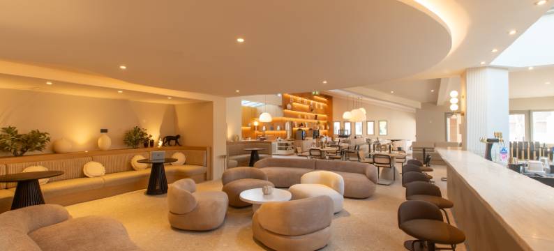 金色郁金香亚维侬乐天堂(Golden Tulip Avignon le Paradou)图片