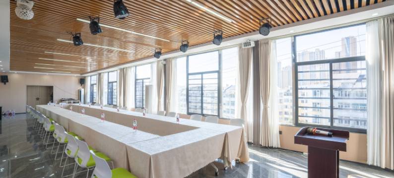 柏纳酒店(昆明西山区人民法院店)图片