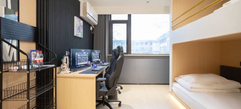 网鱼电竞酒店(南京玄武湖南京站店)图片