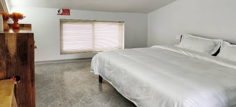 莲安民宿(开封万岁山大宋武侠城店)图片