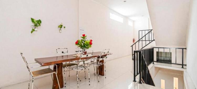 红多兹@棉棉兰费拉家庭旅馆(RedDoorz @ Fella Homestay Glugur Medan)图片