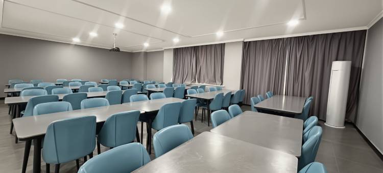 新海大酒店(喀什古城美食街店)图片
