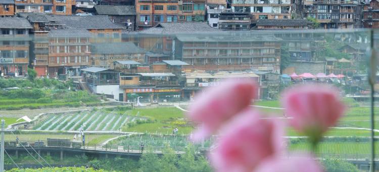 叁屿·山野观景民宿(西江千户苗寨一号风雨桥店)图片